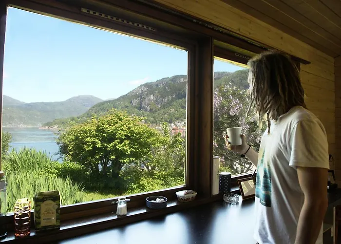 Nokling Хостел Hjelmeland